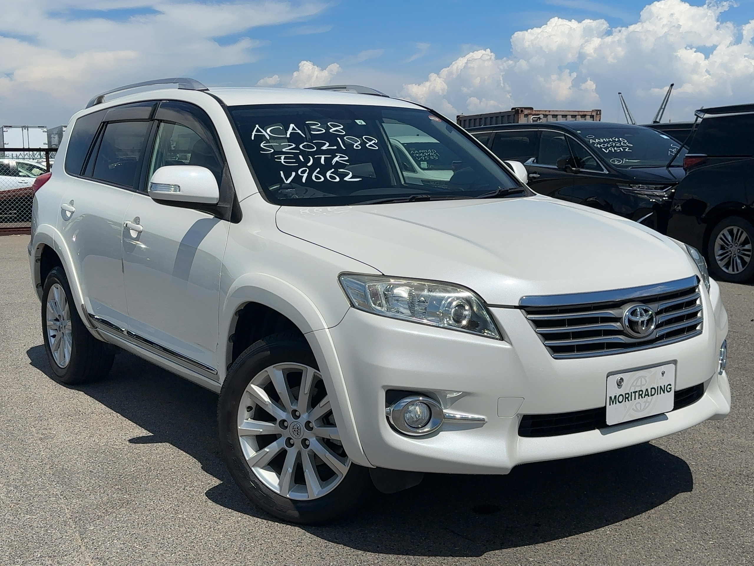 2011 Toyota Vanguard 240S S Package
