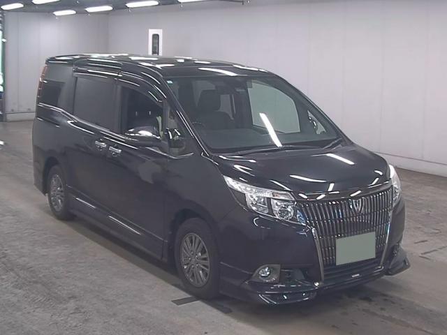2017 Toyota Esquire Gi Black Tailored — Photo 1