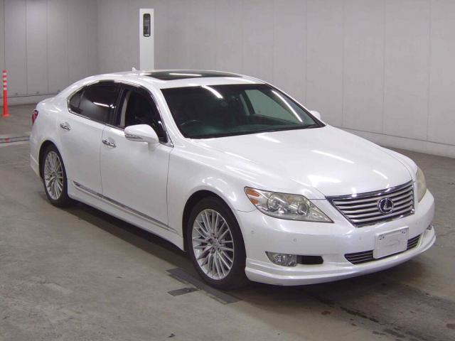 2011 LS Version SZ I Package — Photo 1