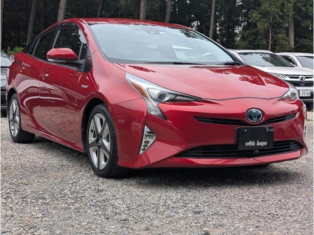 2016 Toyota Prius S Touring Selection — Photo 1