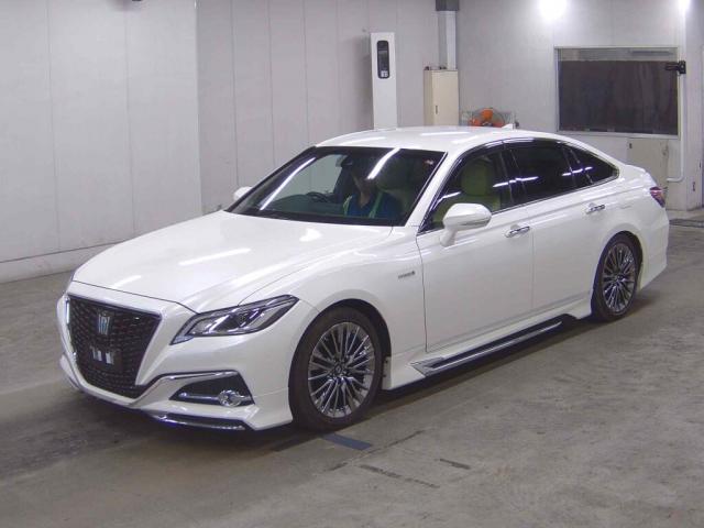 2019 Toyota Crown Hybrid 2.5S C Package