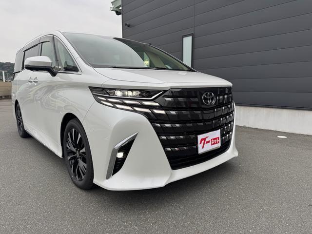 2025 Toyota Alphard Hybrid Spacious Lounge