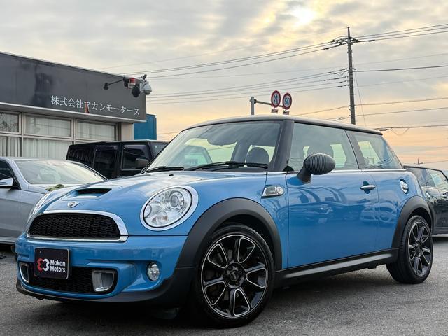 2012 BMW_Mini BMW Mini 3HB Cooper S Bayswater