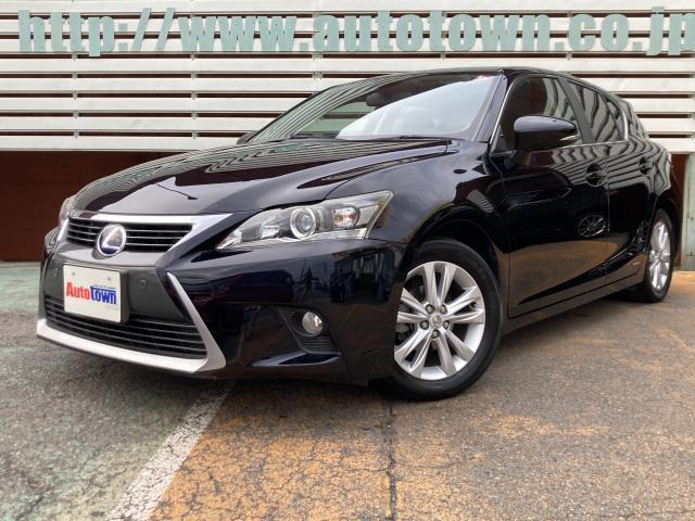 2014 CT CT200h Version C — Photo 1
