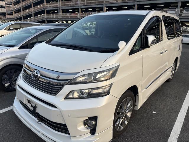 2010 Toyota VELLFIRE 2.4 Z Platinum Selection?