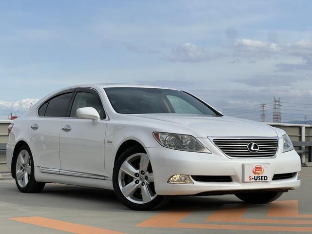 2007 LS 460 — Photo 1