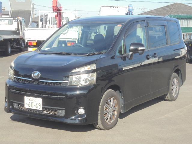 2010 Toyota Voxy X L Edition