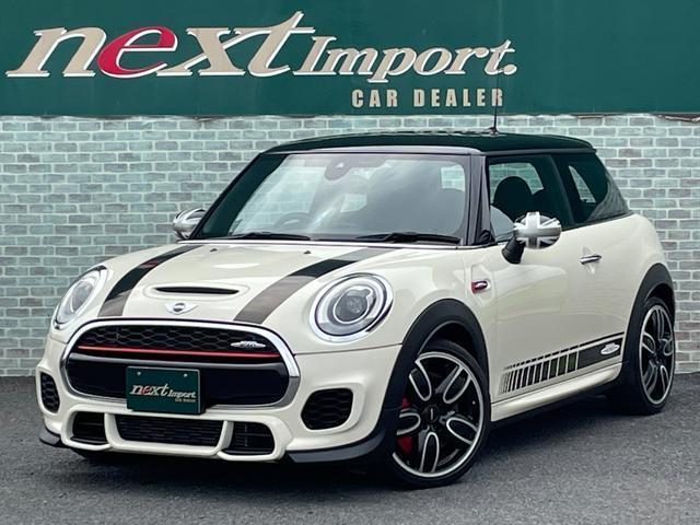 2016 BMW_Mini BMW Mini 3HB John Cooper Works — Photo 1