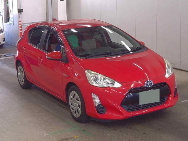 2016 Toyota AQUA S — Photo 1