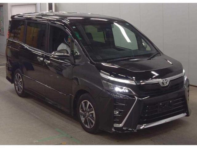2021 Toyota Voxy ZS Kirameki?