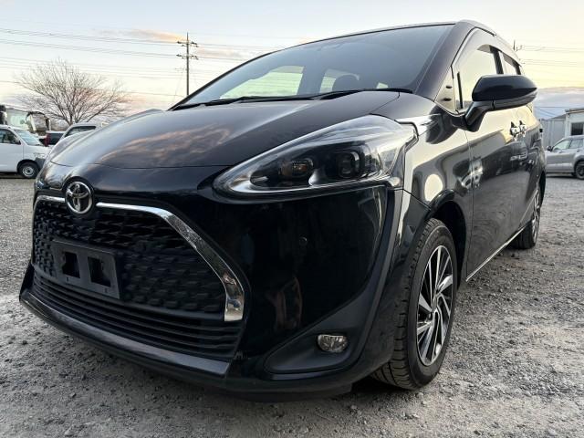 2021 Toyota Sienta Fun Base G Cuero