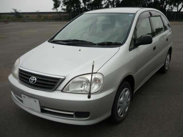 2001 Toyota Nadia X