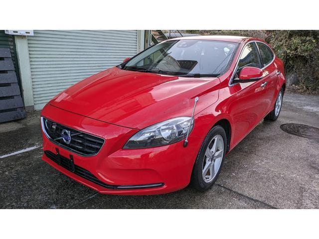 2013 VOLVO V40 T4