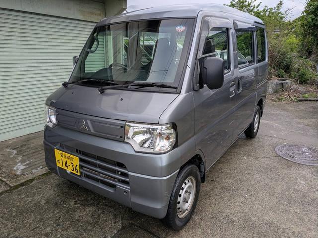 2013 MITSUBISHI Minicab Van CD