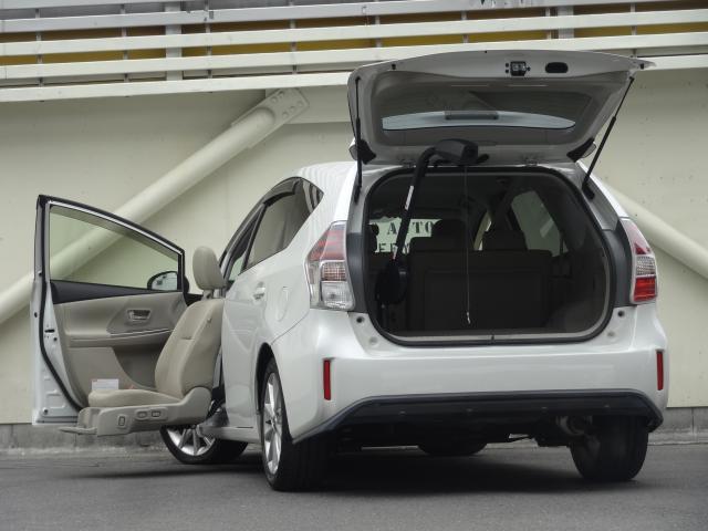 2015 Toyota PRIUS ALPHA S Touring Selection Welcab Passenger Seat Lift B