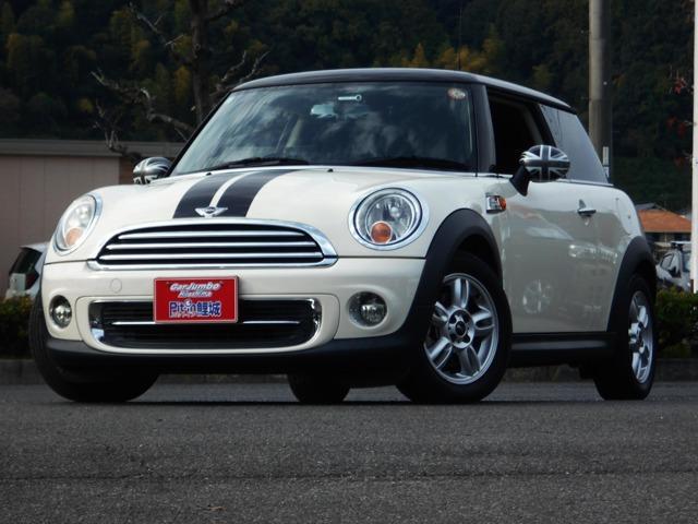 2011 BMW_Mini BMW Mini 3HB Cooper