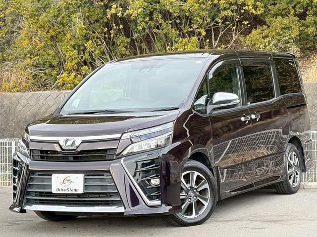 2017 Toyota VOXY ZS — Photo 1