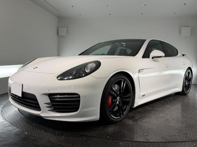 2014 Porsche Panamera GTS