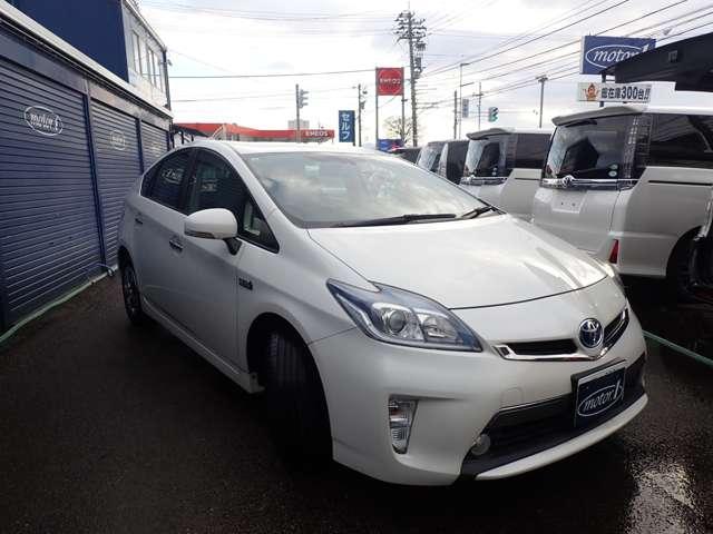 2012 Toyota Prius PHEV 1.8G