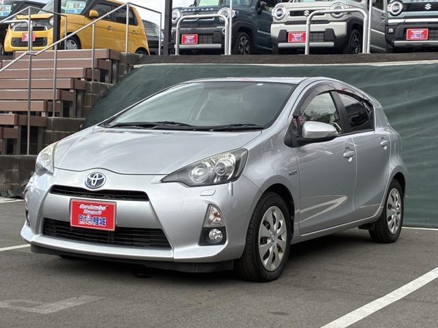 2012 Toyota Aqua 1.5 S — Photo 1