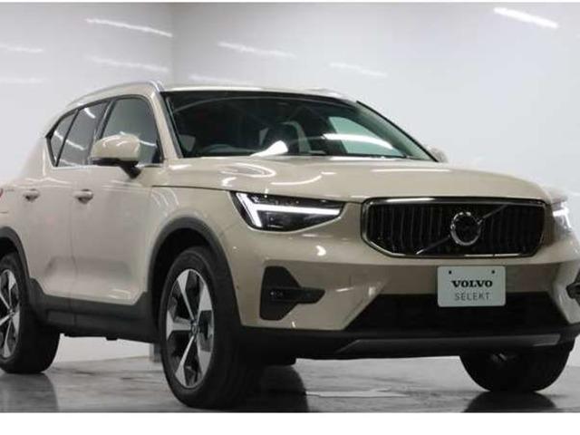2025 VOLVO VOLVO XC40 Ultra B4 AWD 4WD