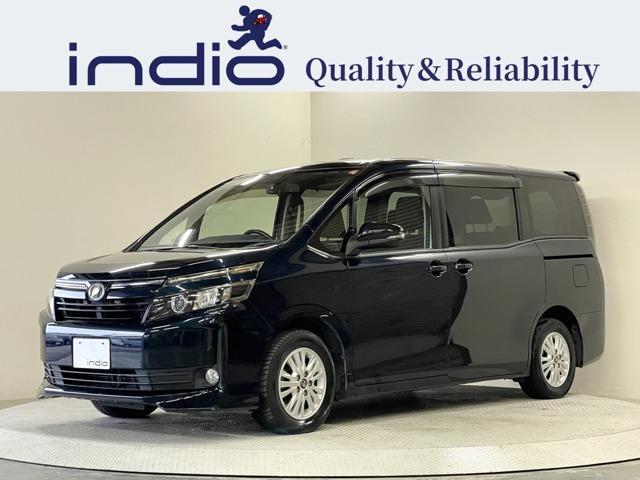 2014 Toyota VOXY 2.0 V — Photo 1