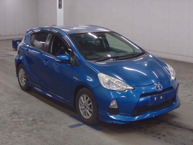 2014 Toyota Aqua S — Photo 1