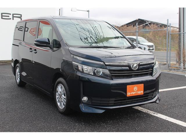 2016 Toyota VOXY 2.0 V — Photo 1