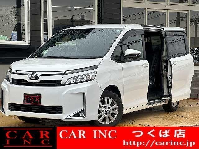 2017 Toyota VOXY V — Photo 1
