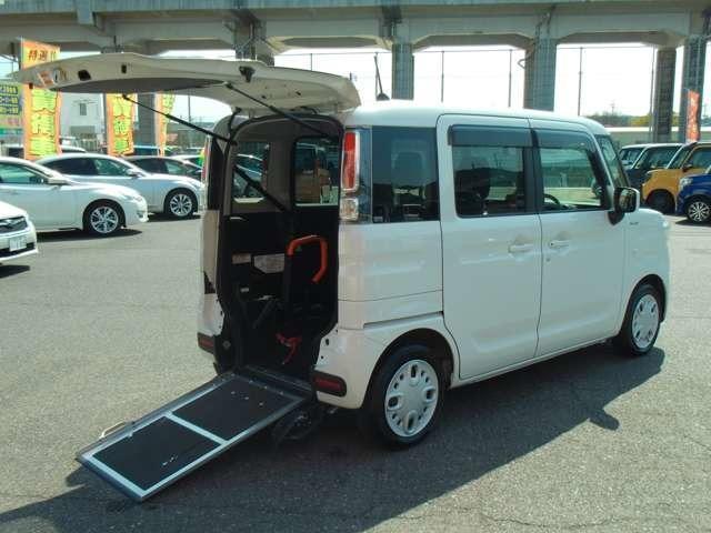 2020 Suzuki Spacia 660 Hybrid G with Wheelchair Accessible Vehicle and Rear Seat