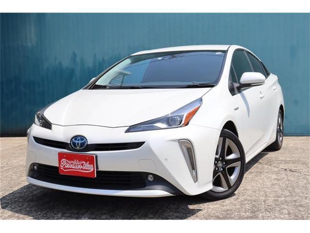 2019 Toyota Prius A Touring Selection — Photo 1