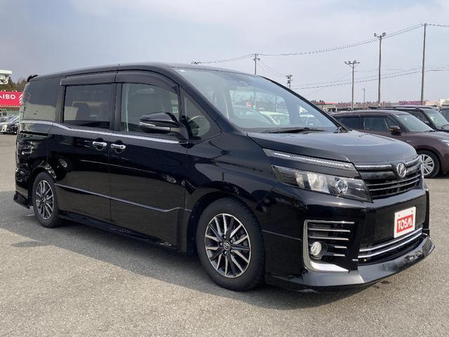 2016 Toyota VOXY ZS — Photo 1