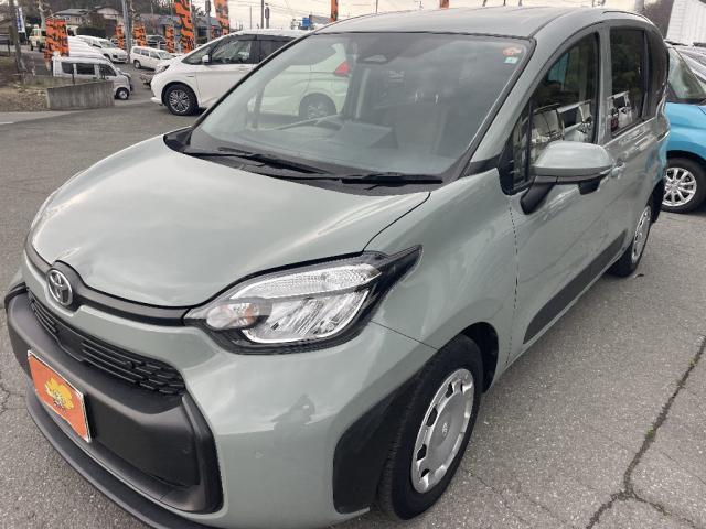 2023 Toyota Sienta G