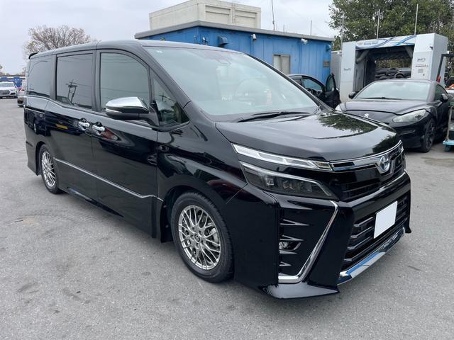2020 Toyota Voxy Hybrid Hybrid ZS Kirameki III