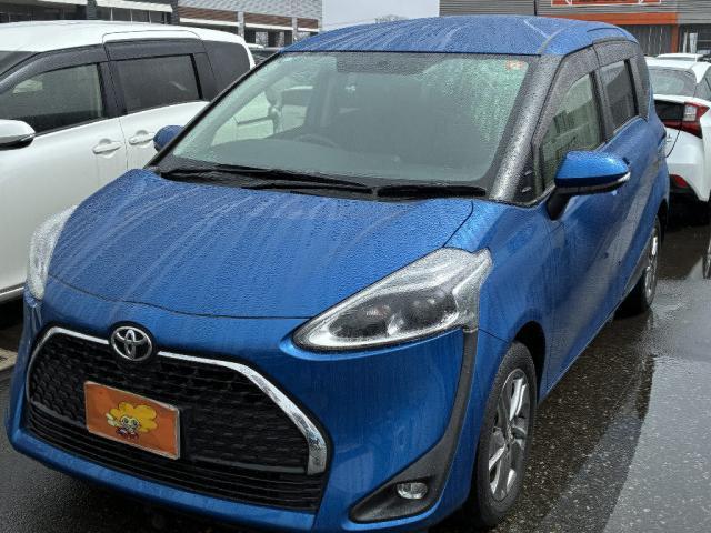 2019 Toyota Sienta X — Photo 1