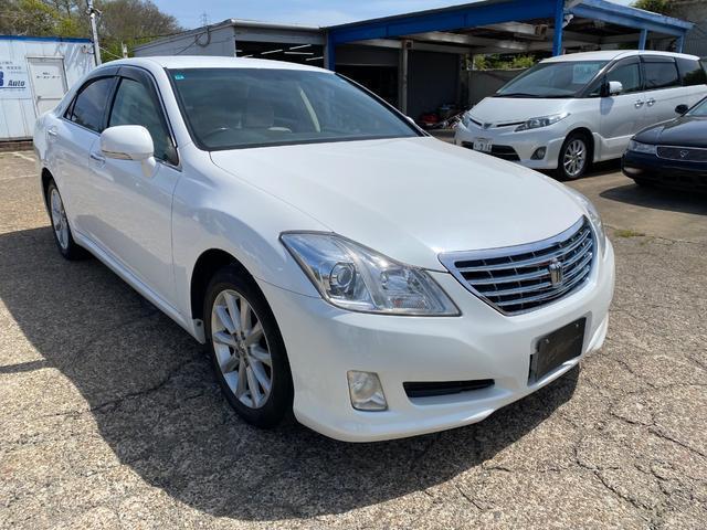 2008 Toyota Crown Royal Saloon, Navigation Package