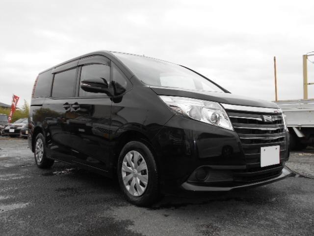 2017 Toyota NOAH X