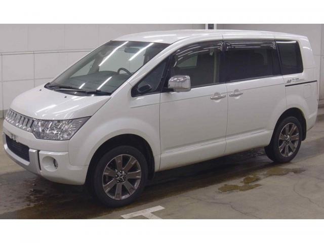 2018 MITSUBISHI Delica D5 Chamonix
