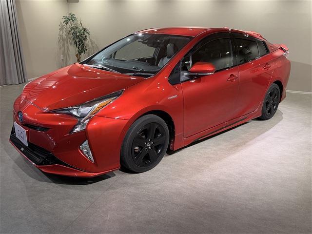 2016 Toyota Prius 1.8 A Premium Touring Selection E-Four 4WD