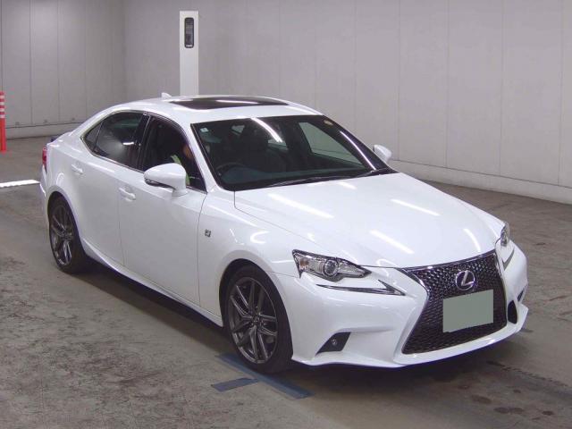 2014 IS IS250 F Sport — Photo 1
