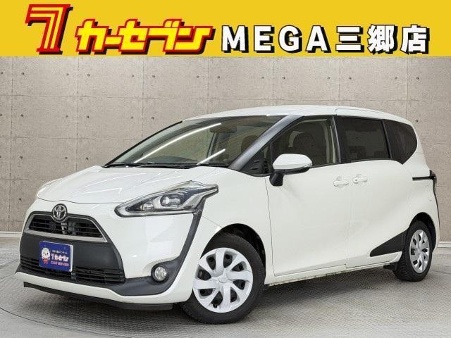 2015 Toyota Sienta G — Photo 1