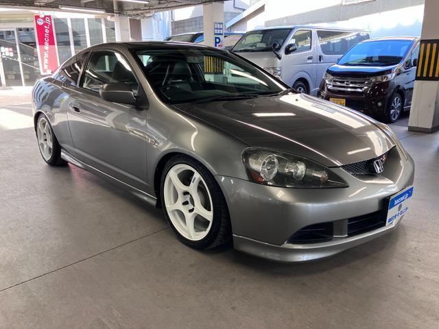 2004 Honda Integra 3HB Type S Late Model K20A VTEC Coilovers, Aftermarket Muffler, Aftermarket 17-inch AW