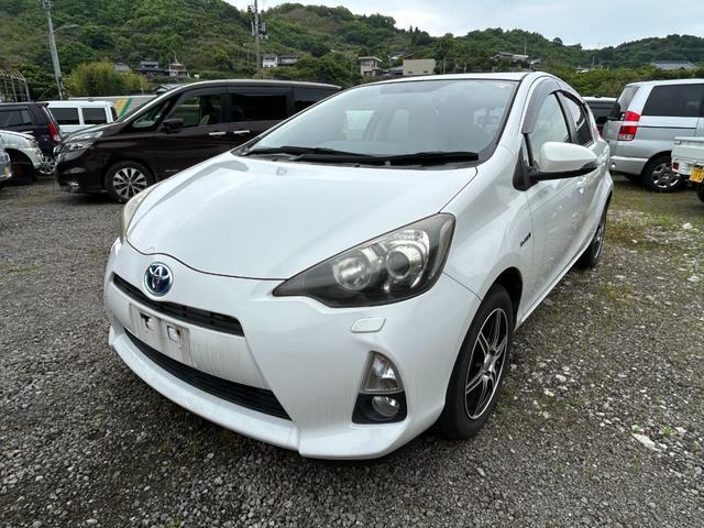 2013 Toyota Aqua S