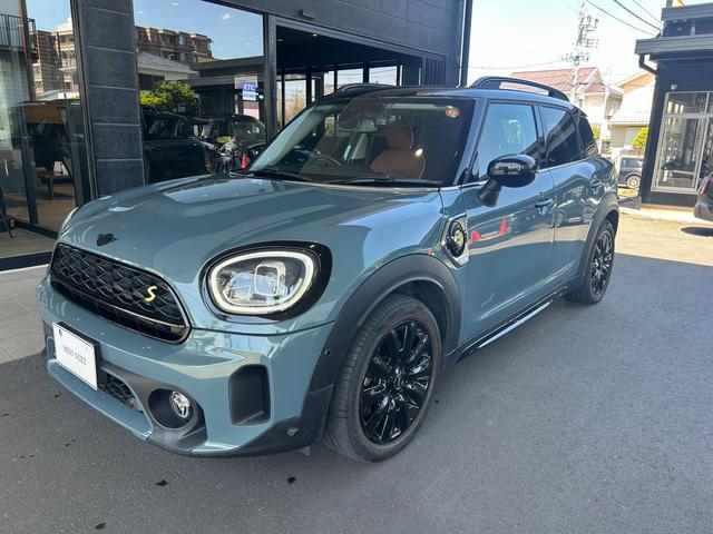 2022 BMW_Mini MINI Cooper S E Crossover ALL4 — Photo 1