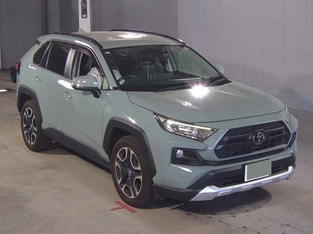 2020 Toyota RAV4 5D Adventure