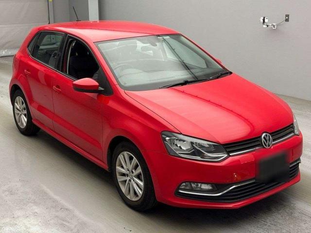 2017 Volkswagen VW Polo 5HB TSI Comfortline