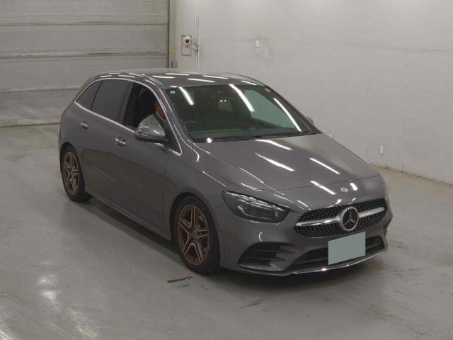 2021 MercedesBenz Benz B Class B200d AMG Line