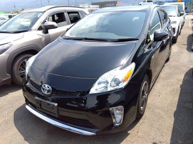2012 Toyota Prius L — Photo 1