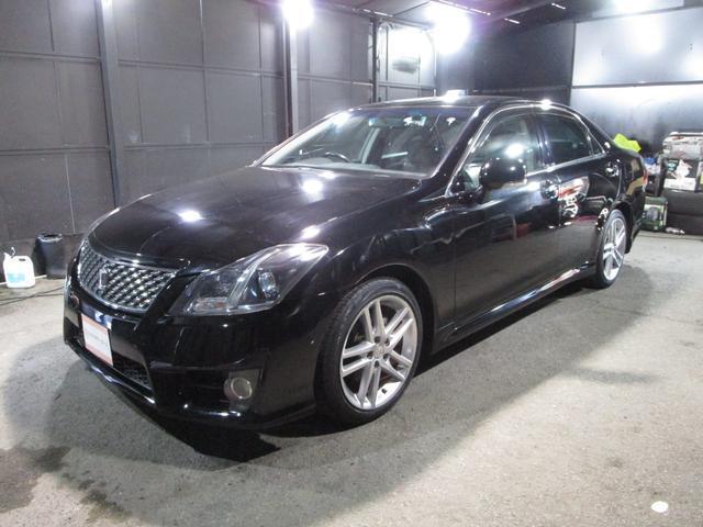 2011 Toyota Crown Athlete — Photo 1