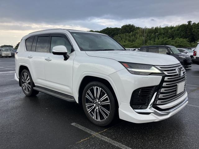 2024 LX LX600 *4WD* Cold Weather Spec Modellista Aero Moonroof Rear Enter Mark Levinson — Photo 1